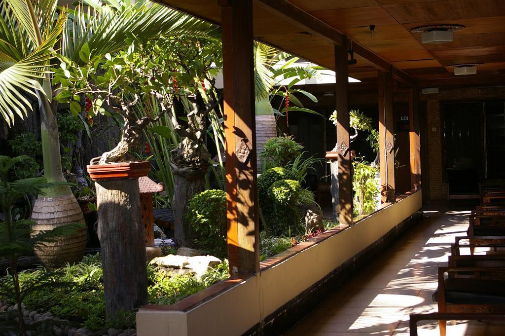 Hotel Istana Batik Ratna Yogyakarta Esterno foto